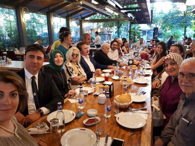 Orhan Gencebay Manevi Oğluna AK Parti Adayının Kızını İstedi