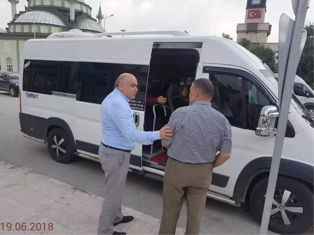 Yurt Dışından İzne Gelenler Oy Kullanmak İçin Havaalanına Gittiler