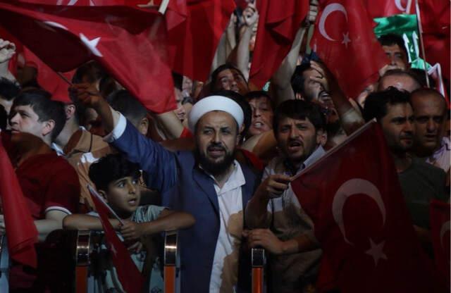 Abdülmetin Balkanlıoğlu, Geçirdiği Kalp Krizi Sonucu Hayatını Kaybetti