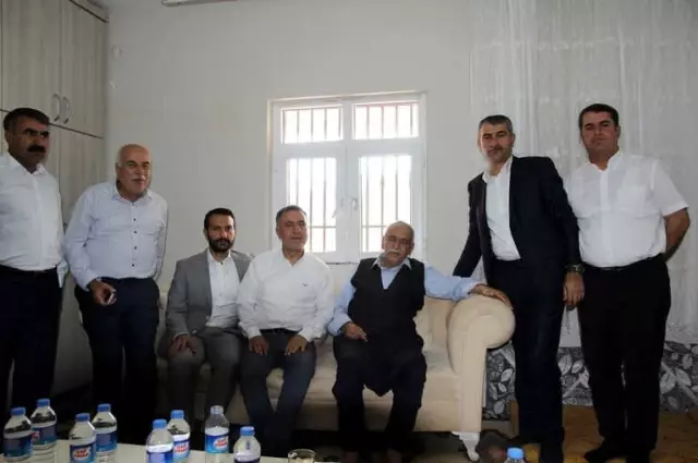 Bal, Bağlar ve Kayapınar'a Bağlı Köyleri Ziyaret Etti Bal, Bağlar ve Kayapınar'a Bağlı Köyleri Ziyaret Etti