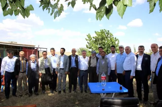 Bal, Bağlar ve Kayapınar'a Bağlı Köyleri Ziyaret Etti Bal, Bağlar ve Kayapınar'a Bağlı Köyleri Ziyaret Etti