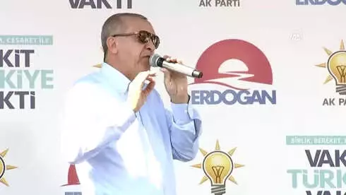 Cumhurbaşkanı Erdoğan: '(Suruç'ta AK Parti'lilere Yönelik Saldırı) Suçlular Adalet Önünde Hesap... Cumhurbaşkanı Erdoğan: '(Suruç'ta AK Parti'lilere Yönelik Saldırı) Suçlular Adalet Önünde Hesap...