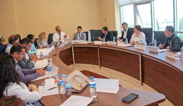 Doğu Anadolu'da Uluslararası Göç' Atatürk Üniversitesi'nde Masaya Yatırıldı Doğu Anadolu'da Uluslararası Göç' Atatürk Üniversitesi'nde Masaya Yatırıldı
