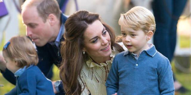 Kate'e Yıkım Üstüne Yıkım: Tren Krizinin Ardından Fotoğraf Yasağı Da Geldi