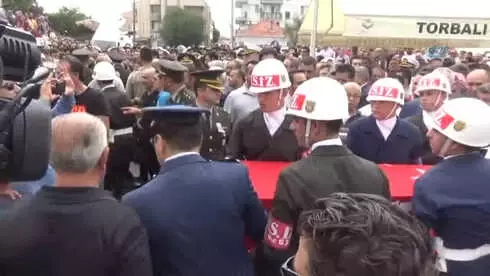 Şehidin Cenazesi Katılan Şehit Yakını: Şehidim Selam Söyle Kardeşim. Hakkari Çukurca'da Şehit...