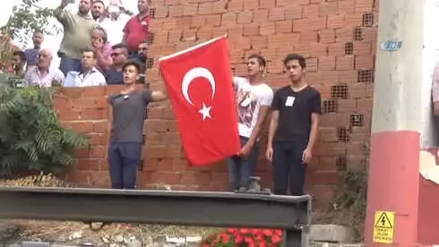 Şehidin Cenazesi Katılan Şehit Yakını: Şehidim Selam Söyle Kardeşim. Hakkari Çukurca'da Şehit...