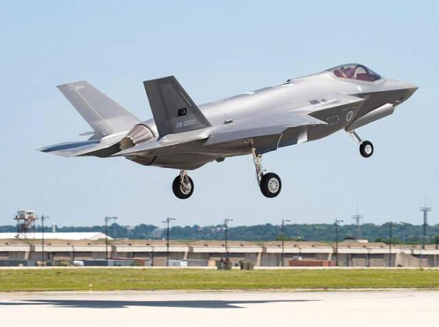 İlk İki F-35 Savaş Uçağı Teksas'ta Düzenlenen Törenle Türkiye'ye Teslim Ediliyor