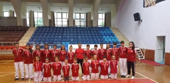 Kuşadası Belediyespor Teakwondo Takım 21 Madalya Kazandı