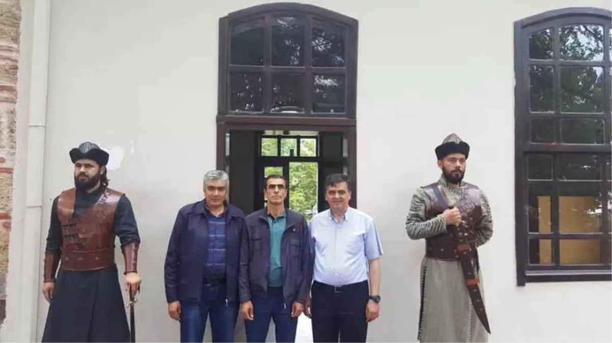 Başkan Yalçın Ertuğrul Gazi Türbesi'ni Ziyaret Etti