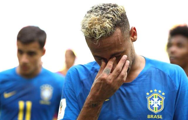 Brezilyalı Neymar, Uzatma Dakikalarında Gelen Golle Sevinçten Ağladı