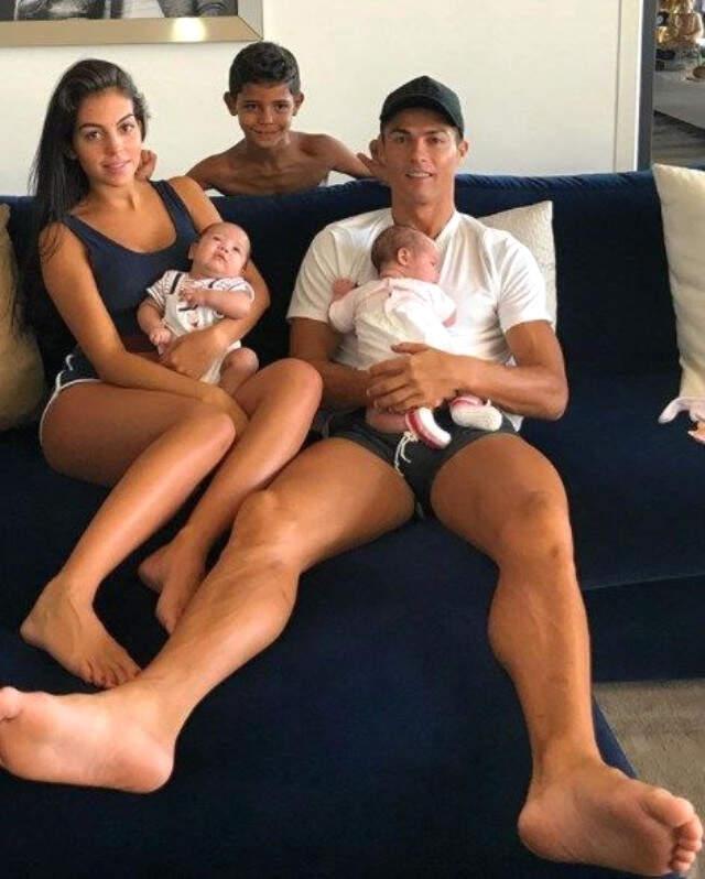 Cristiano Ronaldo'dan Sevgilisi Georgina Rodriguez'e 3.8 Milyonluk Hediye