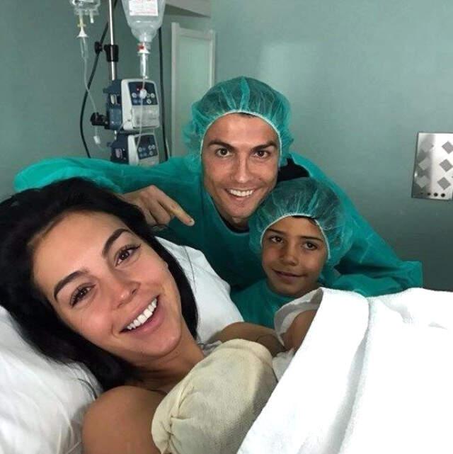 Cristiano Ronaldo'dan Sevgilisi Georgina Rodriguez'e 3.8 Milyonluk Hediye