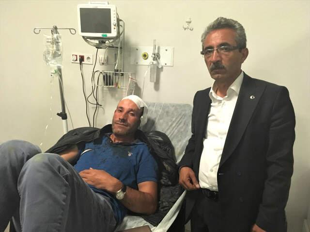 HDP'liler Seçim Çalışması Yapan Ak Partililere Taşla Saldırdı