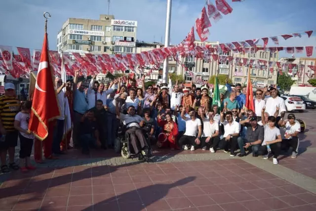 Mhp, Aliağa'yı Bayraklarla Süsledi Mhp, Aliağa'yı Bayraklarla Süsledi