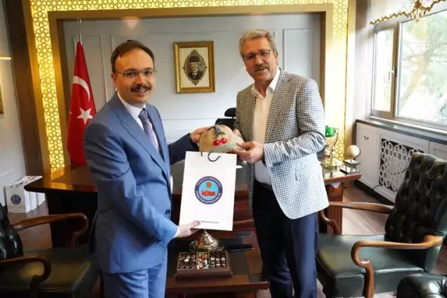 Rektör Budak'tan Kemalpaşa Çıkarması