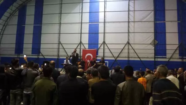 Şenkaya'da Birlik Beraberlik Rüzgarı Esti Şenkaya'da Birlik Beraberlik Rüzgarı Esti