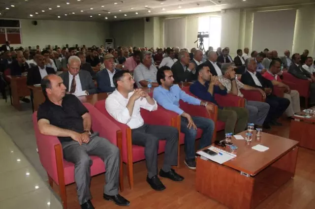 Van'da 'İmar Barışı' Konulu Toplantı Van'da 'İmar Barışı' Konulu Toplantı