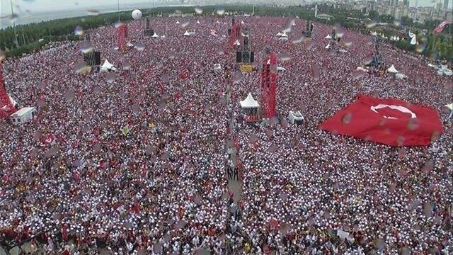 Muharrem İnce'nin Annesi Zekiye İnce: Çocuğumu Allah Korusun