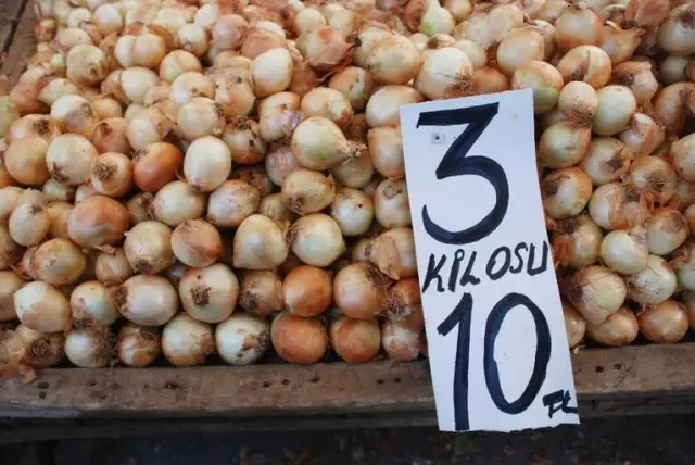 Tokat'ta Patates 2 Lira, Soğan 3 Liradan Satılıyor Tokat'ta Patates 2 Lira, Soğan 3 Liradan Satılıyor