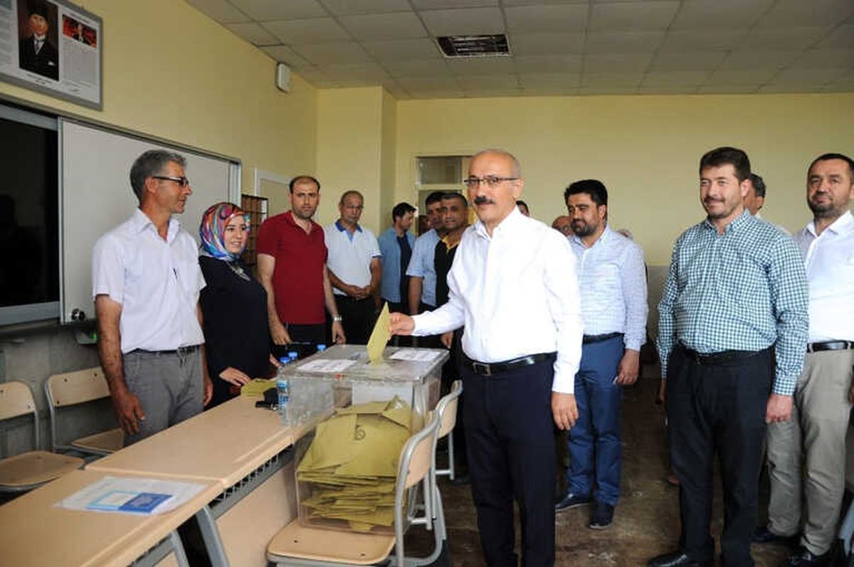 Kalkınma Bakanı Elvan: 'Türkiye Büyümeye ve Güçlenmeye Devam Edecektir'