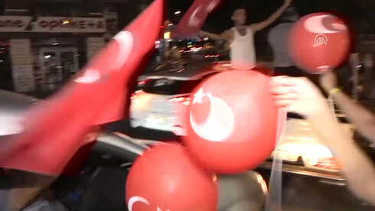 Seçim Kutlamaları