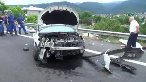 Ters Şeride Uçan Aracın Karıştığı Kazada 1 Kişi Hayatını Kaybetti