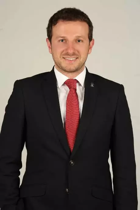 Bursa'da AK Parti 11, CHP 5, MHP 2 ve İyi Parti 2 Milletvekili Çıkardı Bursa'da AK Parti 11, CHP 5, MHP 2 ve İyi Parti 2 Milletvekili Çıkardı