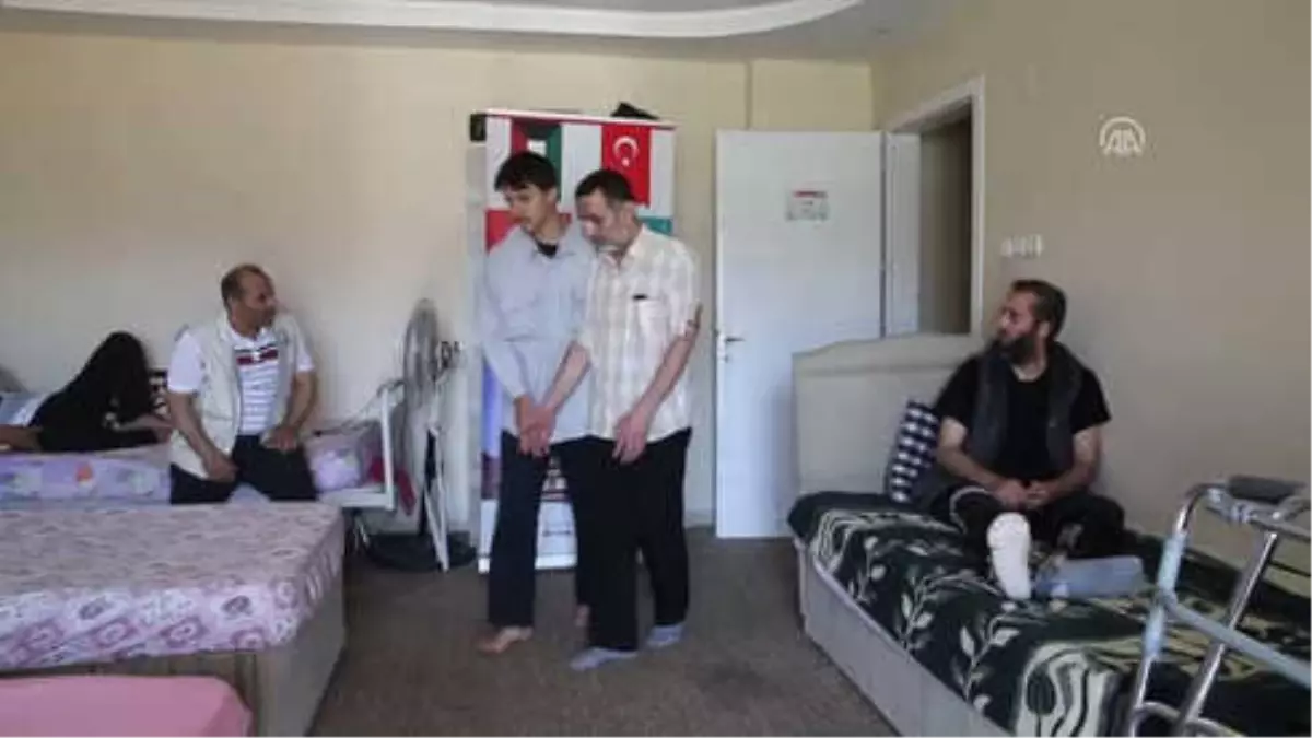 Doğu Guta'daki Bombardıman Hayatlarını Kararttı