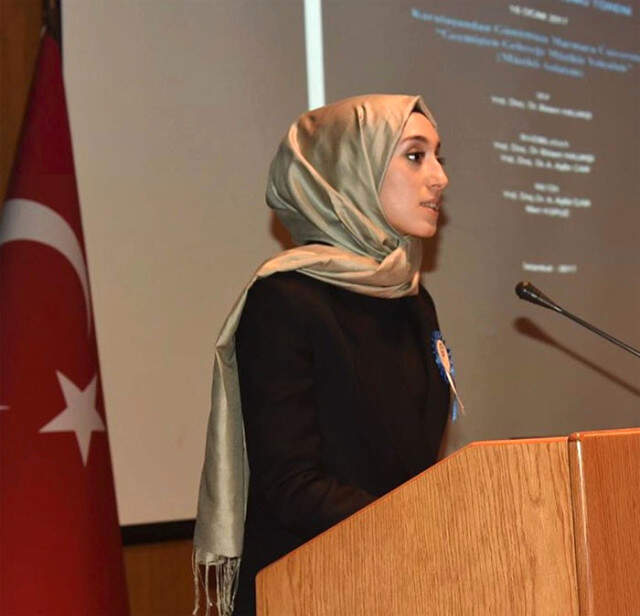 Meclis'in En Genç Milletvekili Rümeysa Kadak Kimdir?