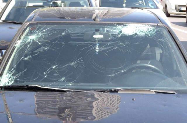 Sigorta Şirketlerinden Ceviz Büyüklüğünde Dolu Uyarısı: Araçlarınızı Güvenli Yerde Tutun