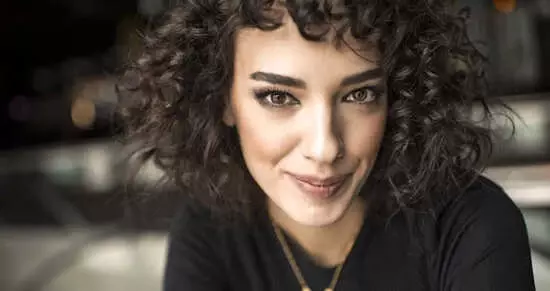 Ünlü Oyuncu Seda Bakan'dan Muharrem İnce'ye Duygu Dolu Mesaj Ünlü Oyuncu Seda Bakan'dan Muharrem İnce'ye Duygu Dolu Mesaj
