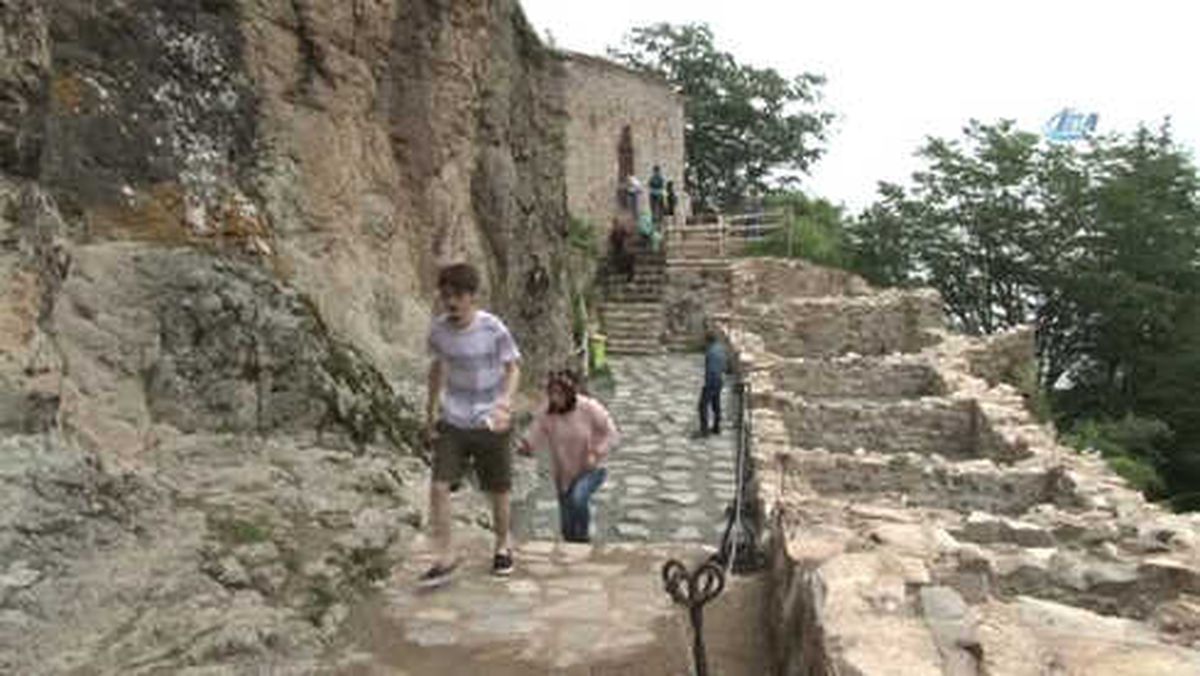 Aya Varvara Kilisesi'ne Arap Turist İlgisi