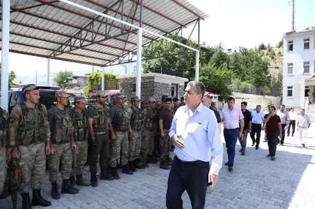 Kahramanmaraş'ta Çatışma: 1 Asker ve 1 Güvenlik Korucusu Şehit (3) Kahramanmaraş'ta Çatışma: 1 Asker ve 1 Güvenlik Korucusu Şehit (3)