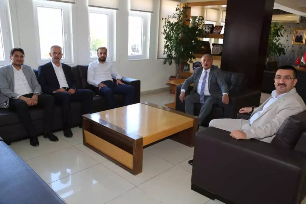 Niğde'nin Yeni Milletvekillerinden Başkan Özkan'a Ziyaret