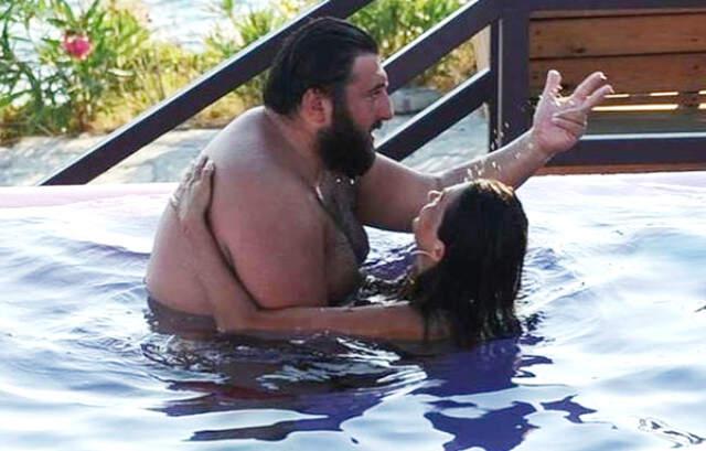 Ünlü Şarkıcı Nilay Dorsa, Sevgilisinin Fiziğini Eleştirenlere Cevap Verdi