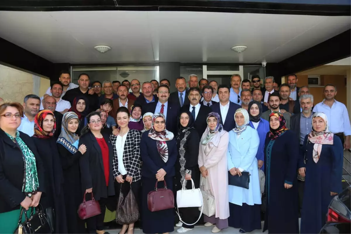 AK Parti Bayburt Milletvekili Battal, Mazbatasını Aldı