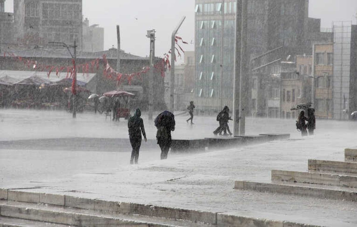 İstanbul İçin 'Şiddetli Yağış' Uyarısı