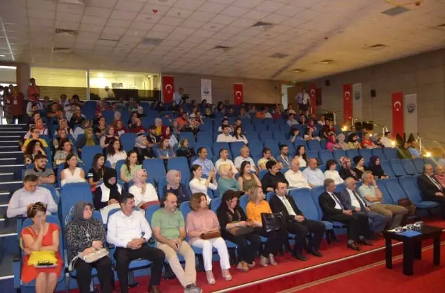 Trabzon'da Evlenme Çağındaki Bayan ve Erkeklere Cinsellik Eğitimi Verildi