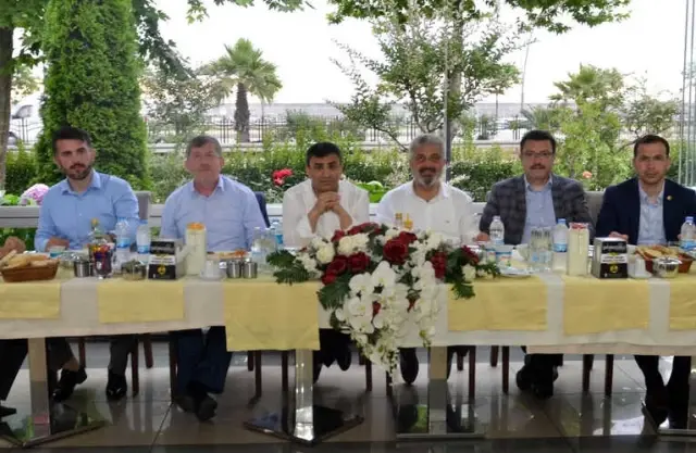 AK Parti Ortahisar'da Yerel Seçimlerin Startını Verdi AK Parti Ortahisar'da Yerel Seçimlerin Startını Verdi