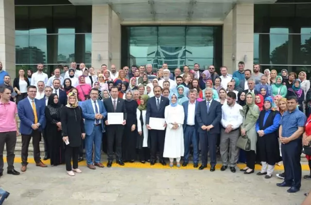 AK Parti Trabzon Milletvekilleri Mazbatalarını Aldı AK Parti Trabzon Milletvekilleri Mazbatalarını Aldı