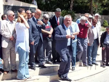 CHP Yozgat İl Teşkilatı, İçişleri Bakanı Soylu'yu Protesto Etti CHP Yozgat İl Teşkilatı, İçişleri Bakanı Soylu'yu Protesto Etti