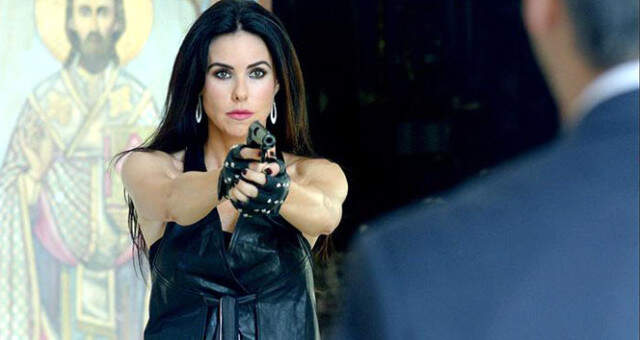 Defne Samyeli Kimdir?