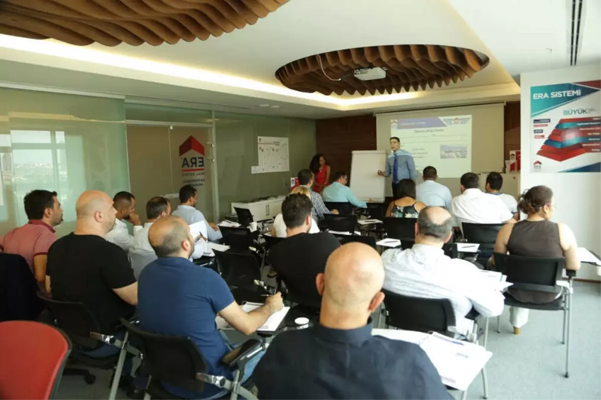 ERA, Broker ve Broker Manager'larına TOP GUN ACADEMY eğitimi verdi