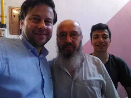 Dedesi ve Amcasıyla Üniversite Sınavına Girdi