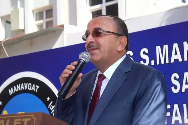 Manavgat Esnaf Kefalet'e Modern Hizmet Binası Manavgat Esnaf Kefalet'e Modern Hizmet Binası