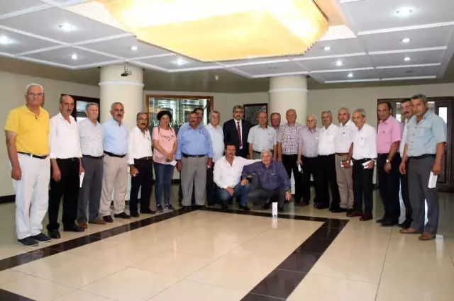 Muhtarlardan Başkan Alıcık'a Büyük Sürpriz Muhtarlardan Başkan Alıcık'a Büyük Sürpriz