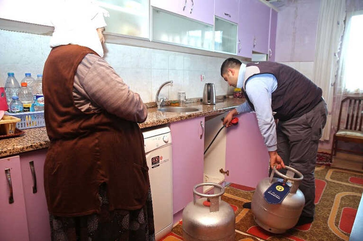 Buca'da Ocaklar Sönmüyor, Tencereler Kaynıyor