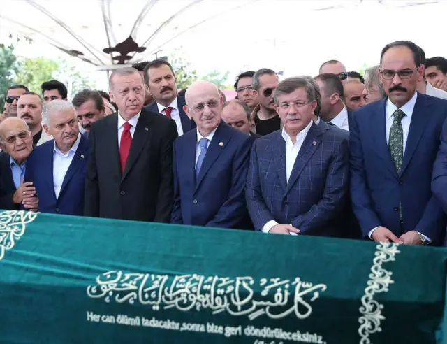 Prof. Dr. Fuat Sezgin Son Yolculuğuna Uğurlandı