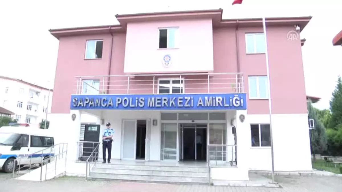 Sapanca�da Sahilde İş Yerlerindeki Yangın Sakarya Haber