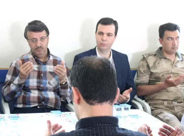 Şehit Aydın Ahi Mezarı Başında Anıldı Şehit Aydın Ahi Mezarı Başında Anıldı